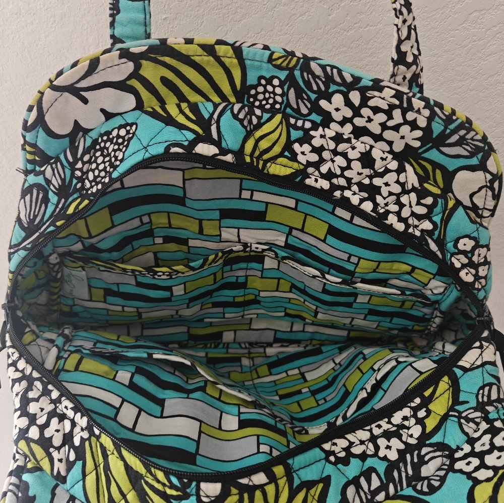 Vera Bradley Sweet Pea Tote - Island Blooms - Picture 3 of 4